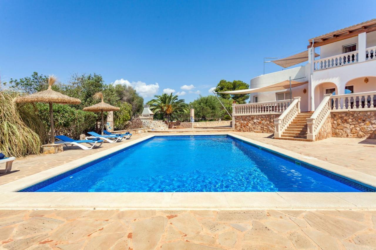 Flores Villa *